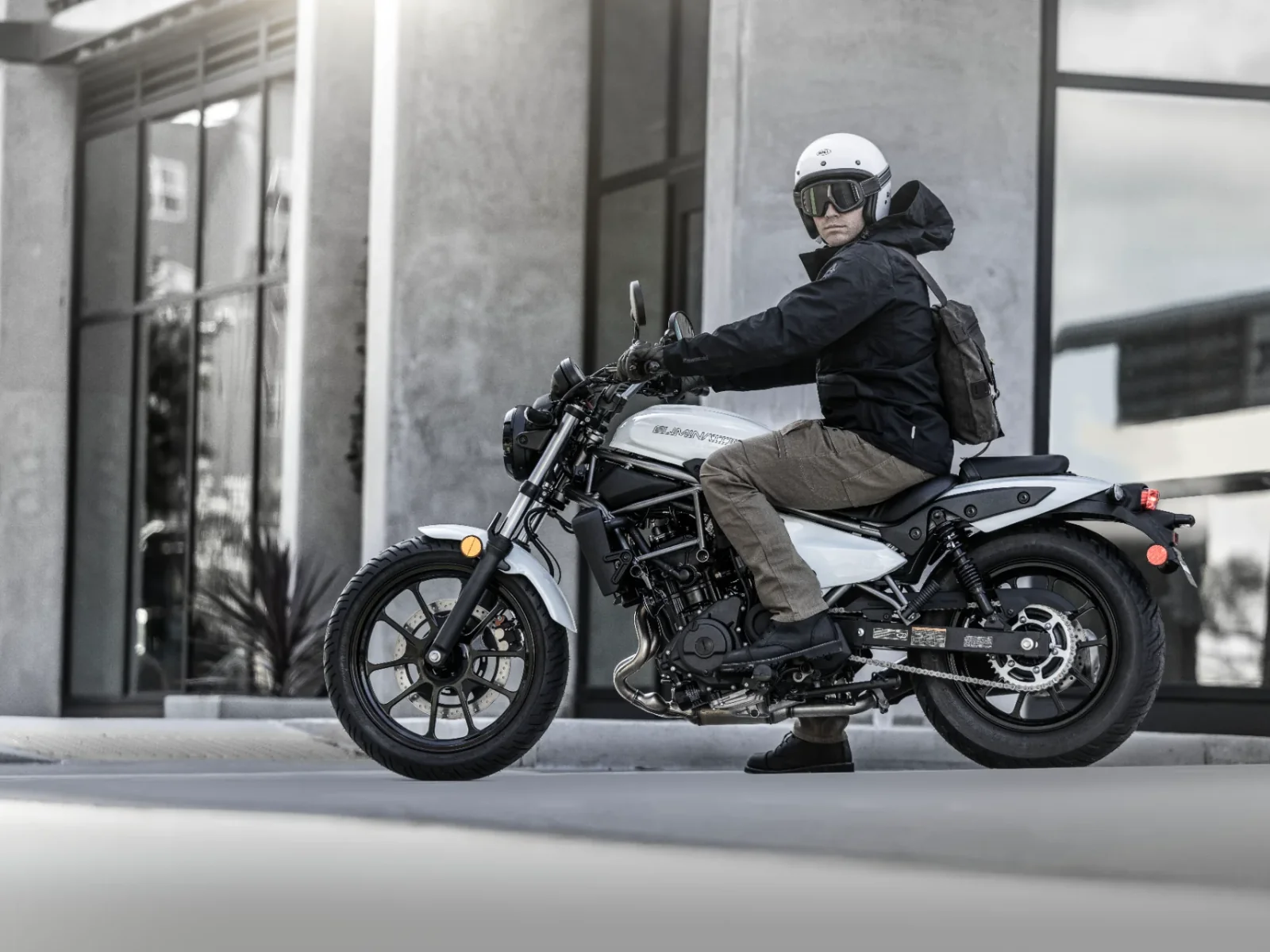 Kawasaki ELIMINATOR 500 foto 5