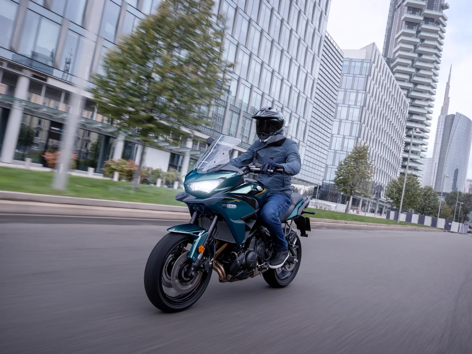 Kawasaki VERSYS 650 ABS 35KW foto 3
