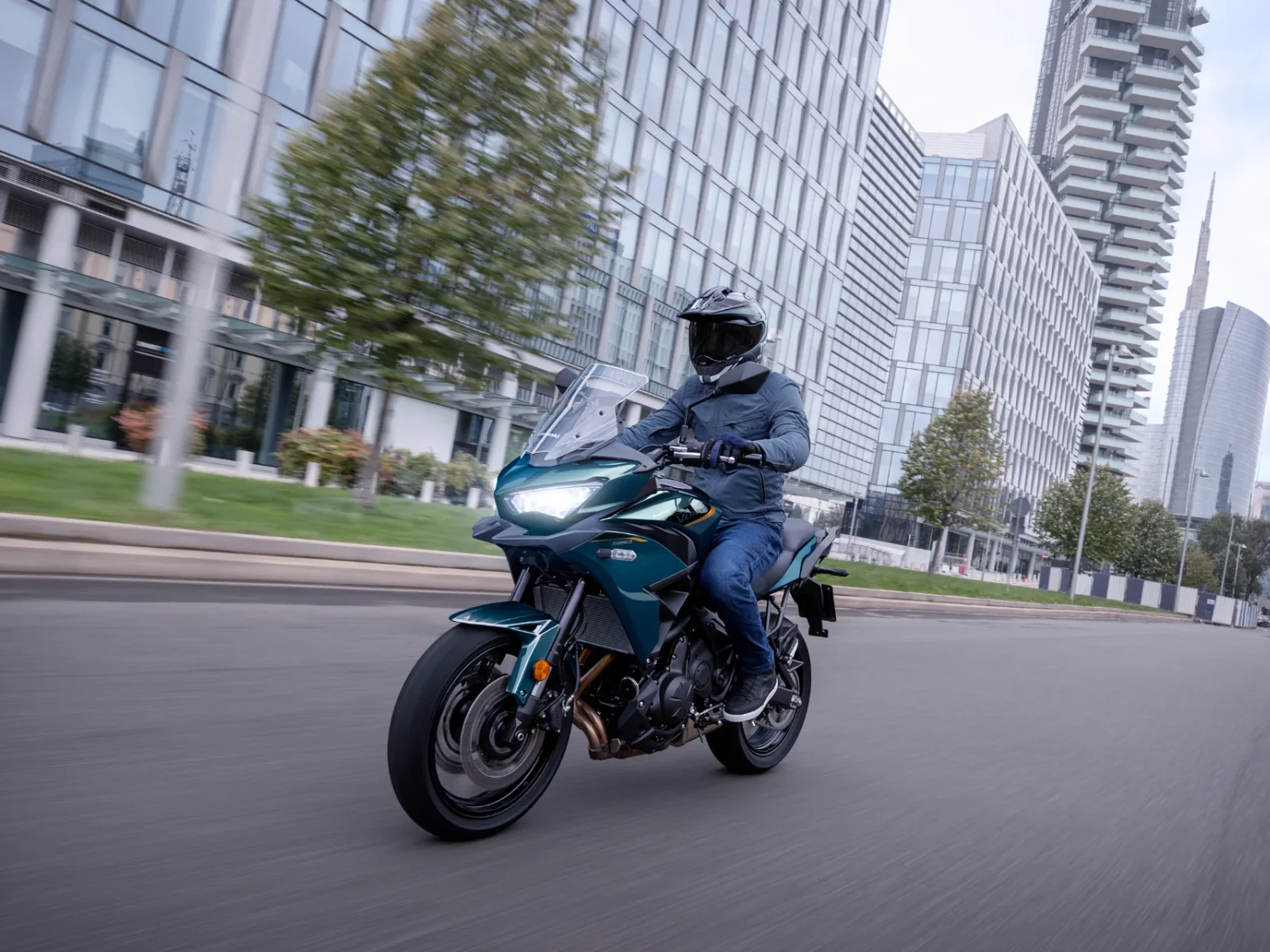 Kawasaki VERSYS 650 ABS foto 3