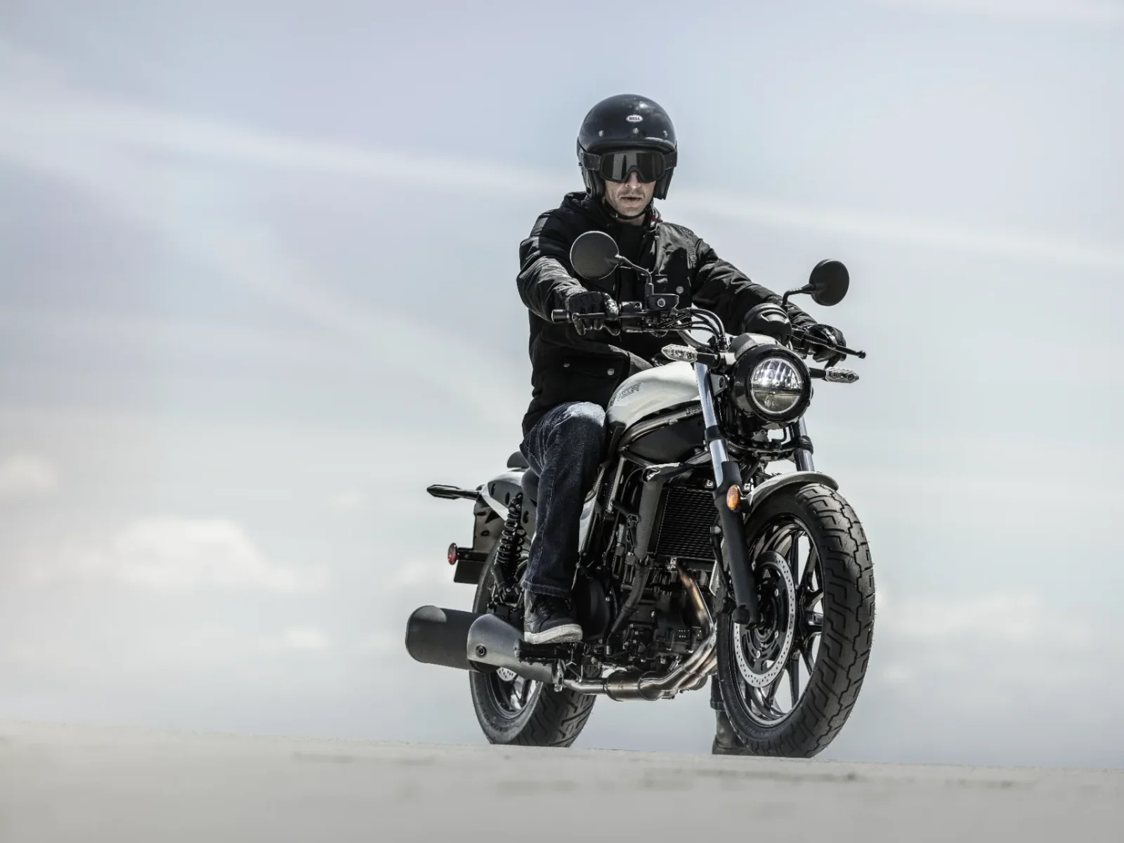 Kawasaki Z 650 RS foto 14