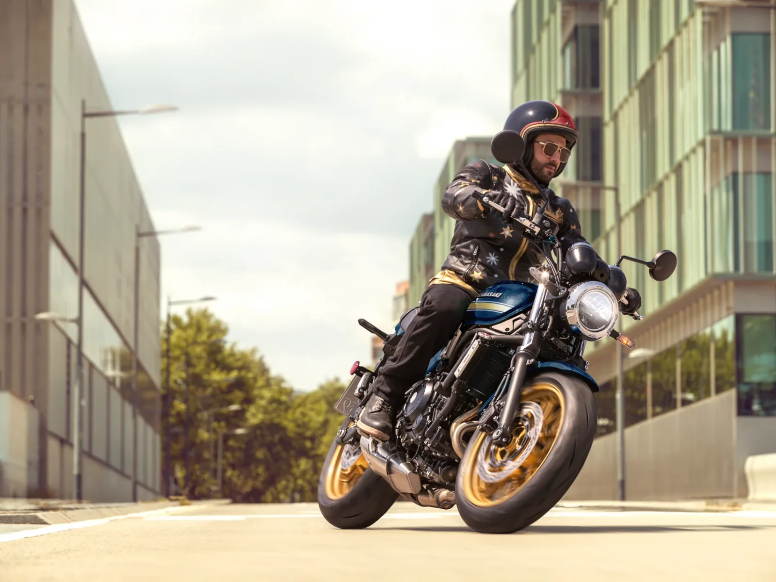 Kawasaki Z 650 RS foto 2