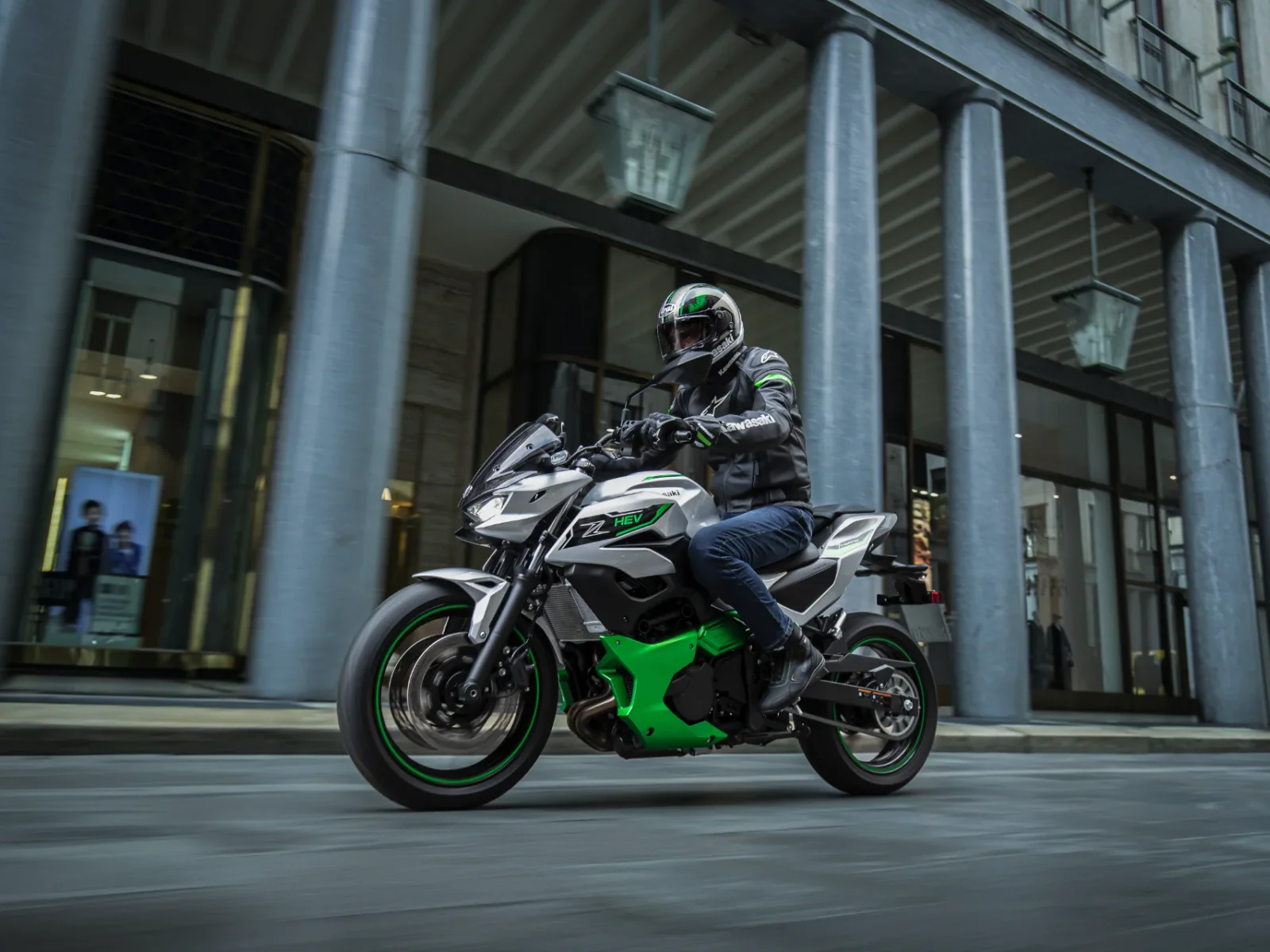 Kawasaki Z7 HYBRID foto 2