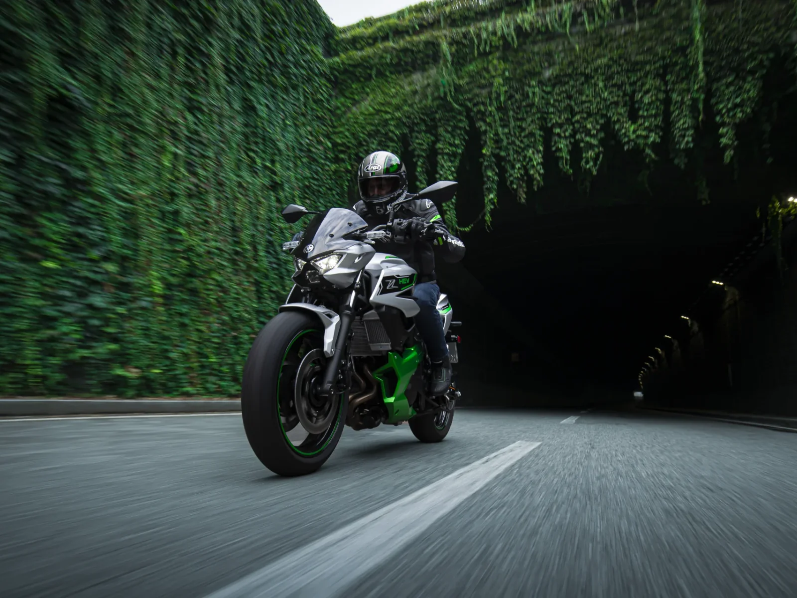 Kawasaki Z7 HYBRID foto 6