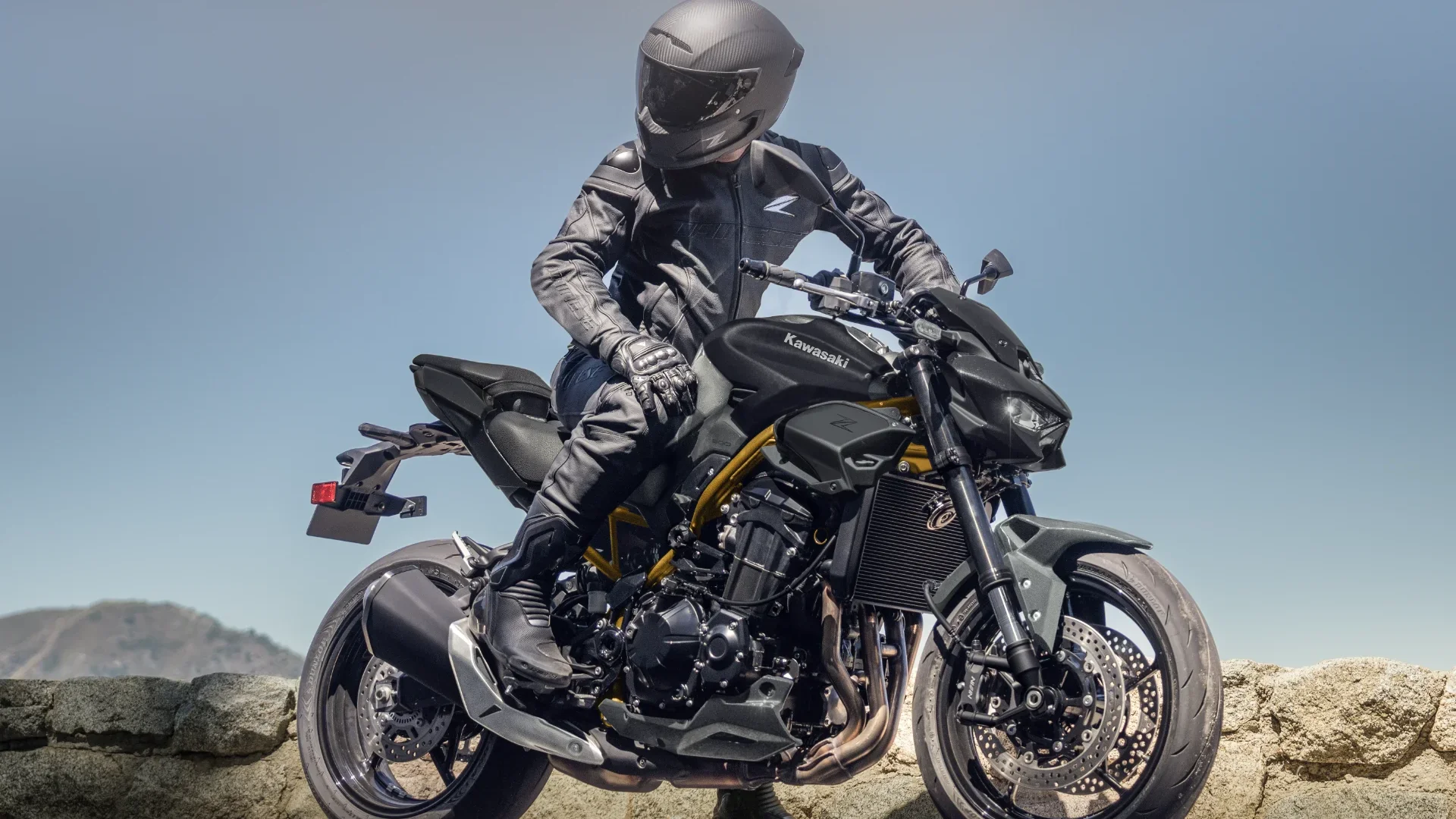 Kawasaki Z 900 ABS action