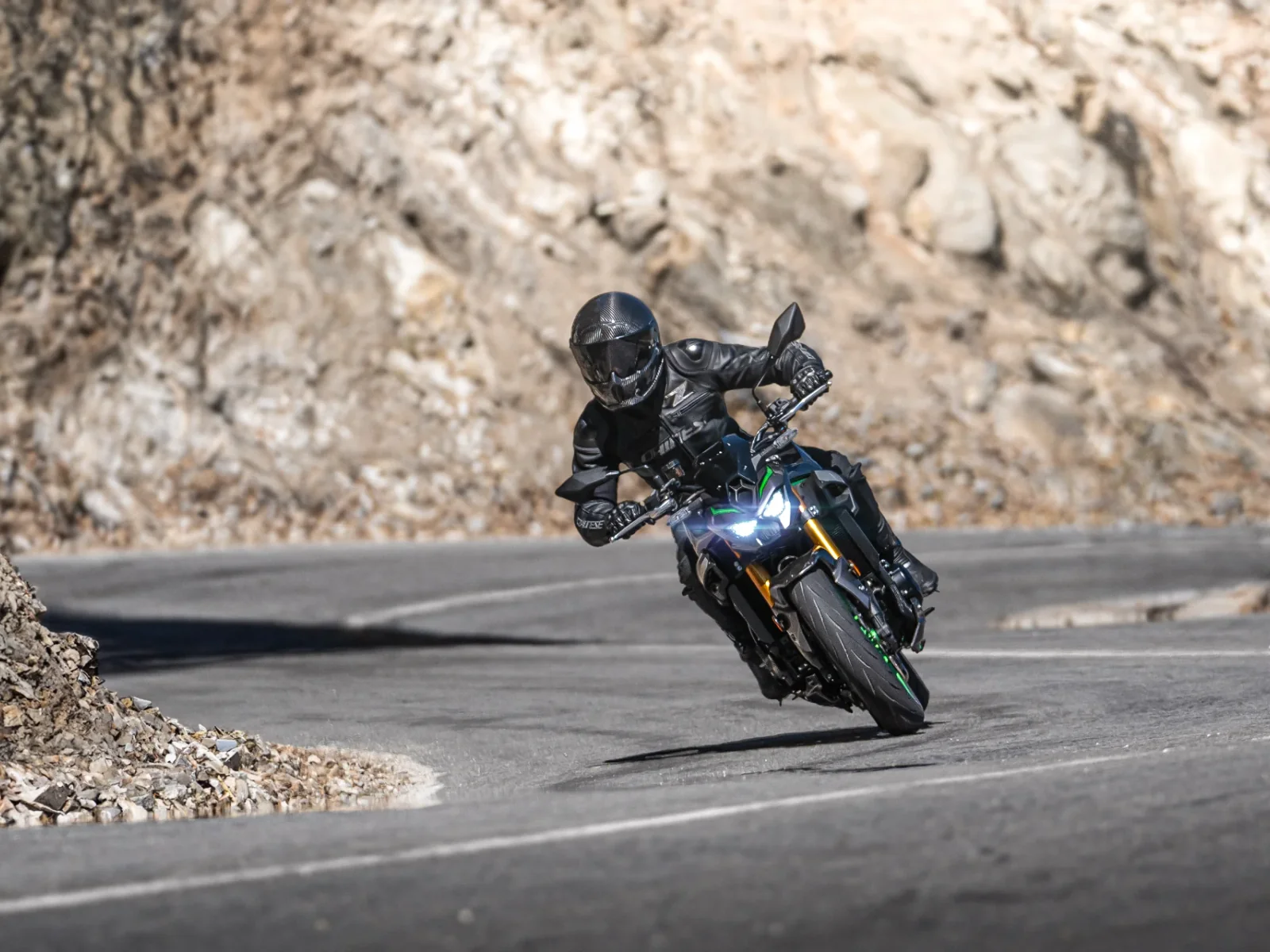 Kawasaki Z 900 SE foto 2