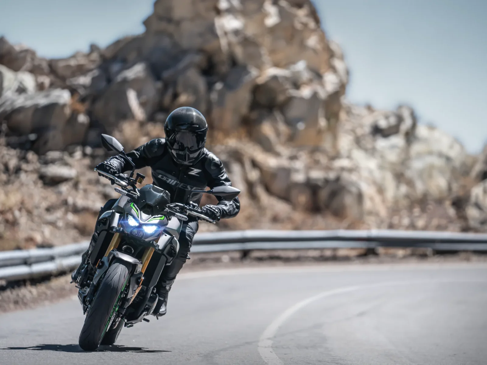 Kawasaki Z 900 SE foto 4