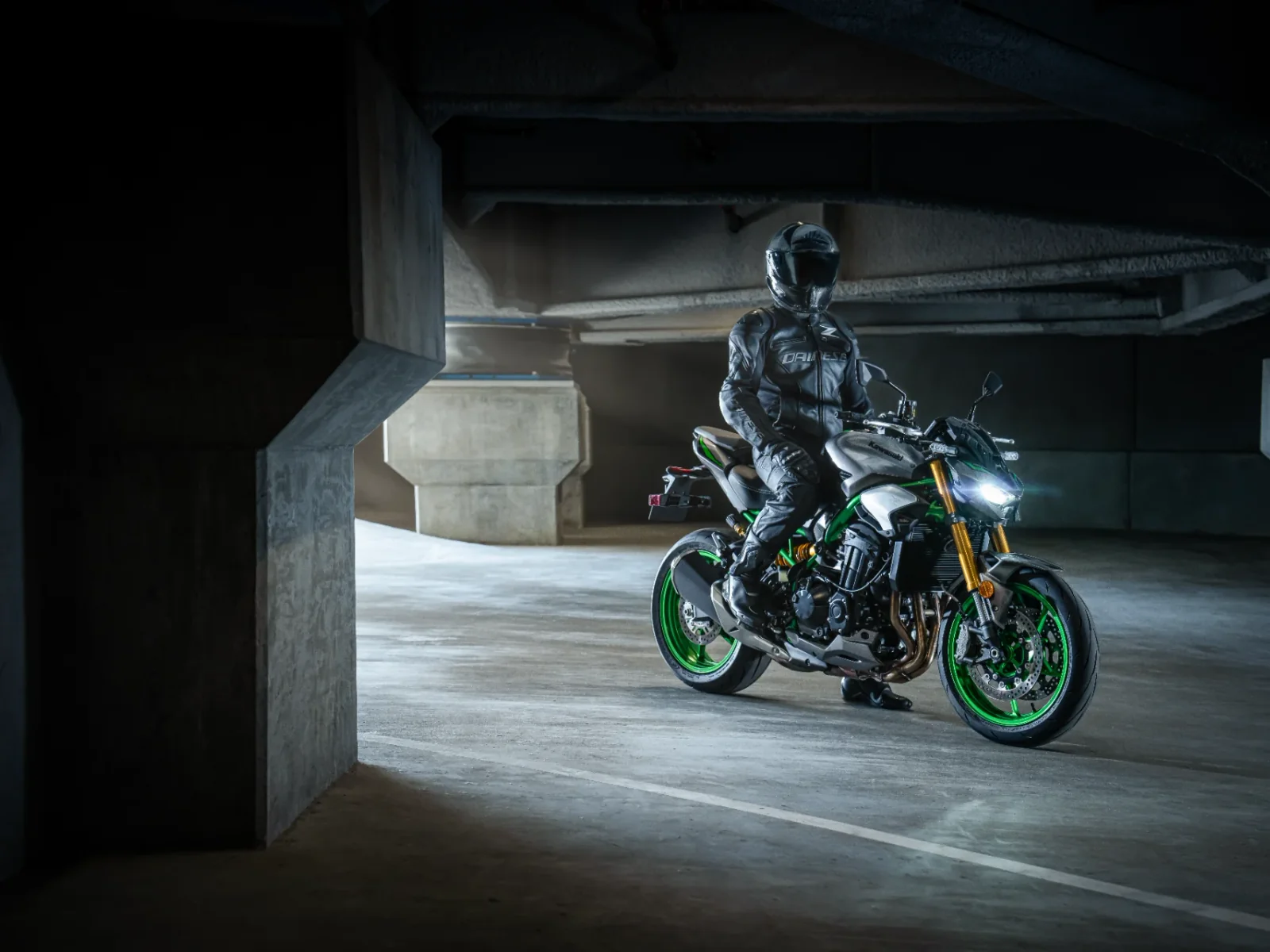 Kawasaki Z 900 SE foto 12