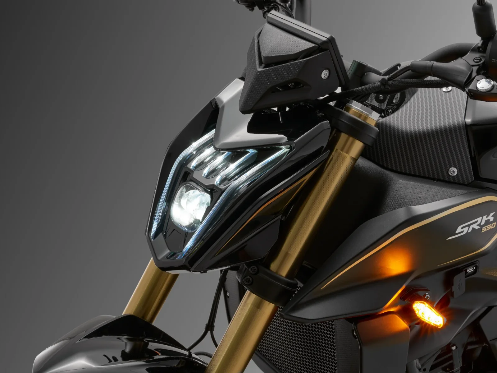 Qjmotor SRK 550 foto 14