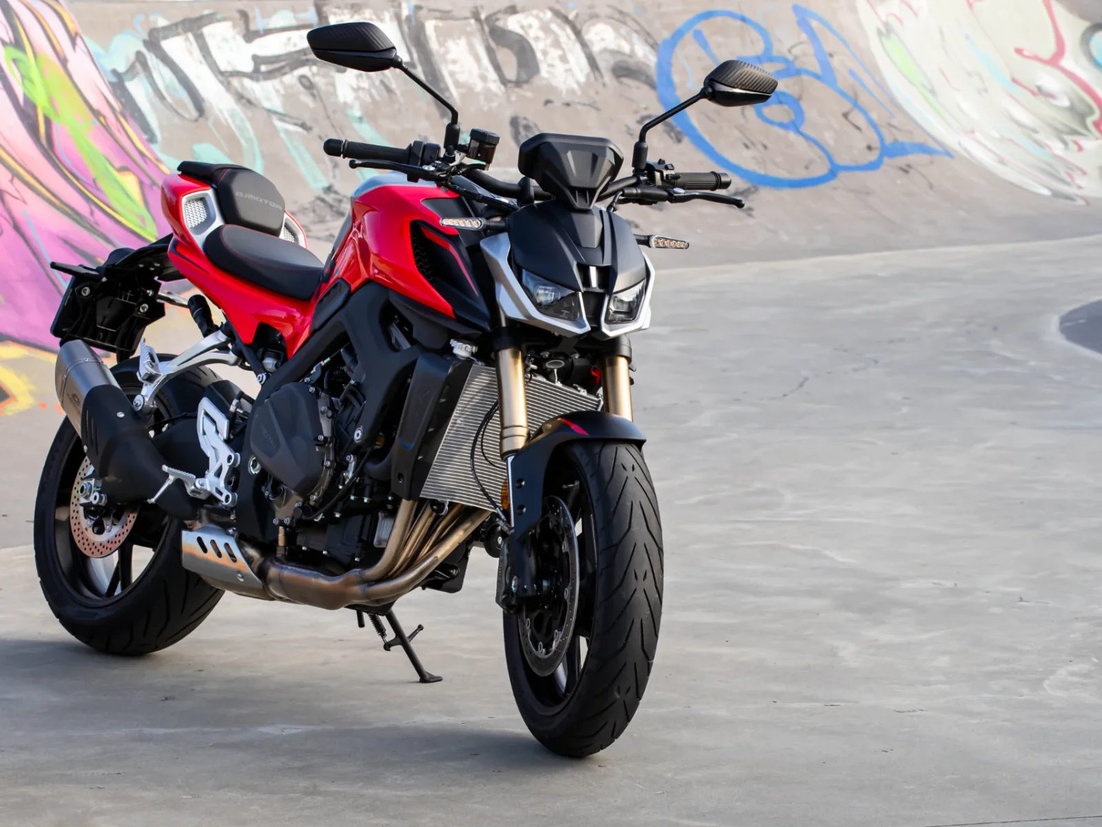 Qjmotor SRK 800 foto 5