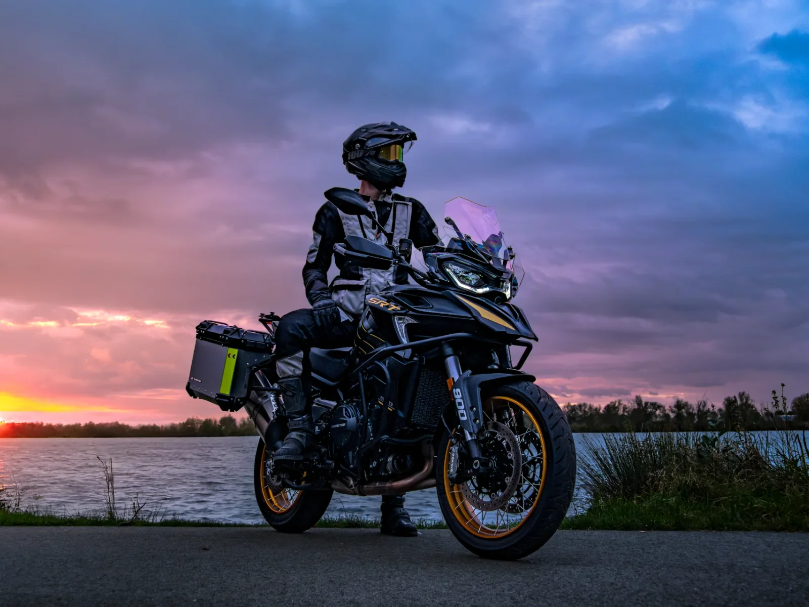Qjmotor SRT 900 SX TOURING foto 3