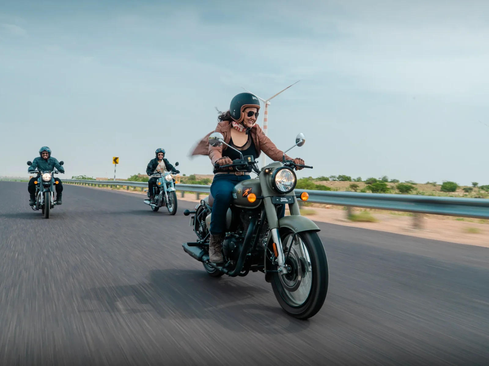 Royal-Enfield CLASSIC 350 foto 9