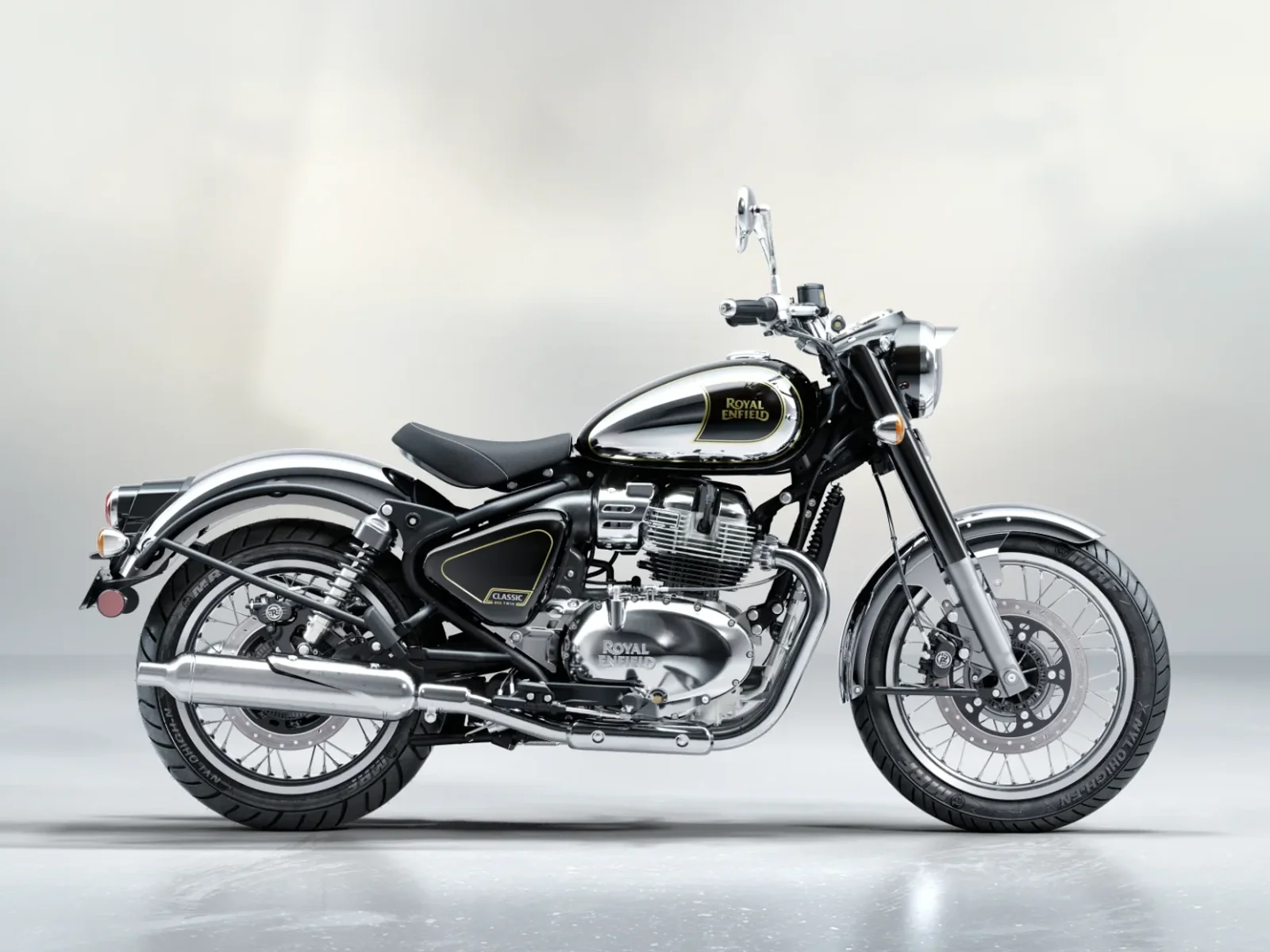 Royal-Enfield CLASSIC 650 foto 2