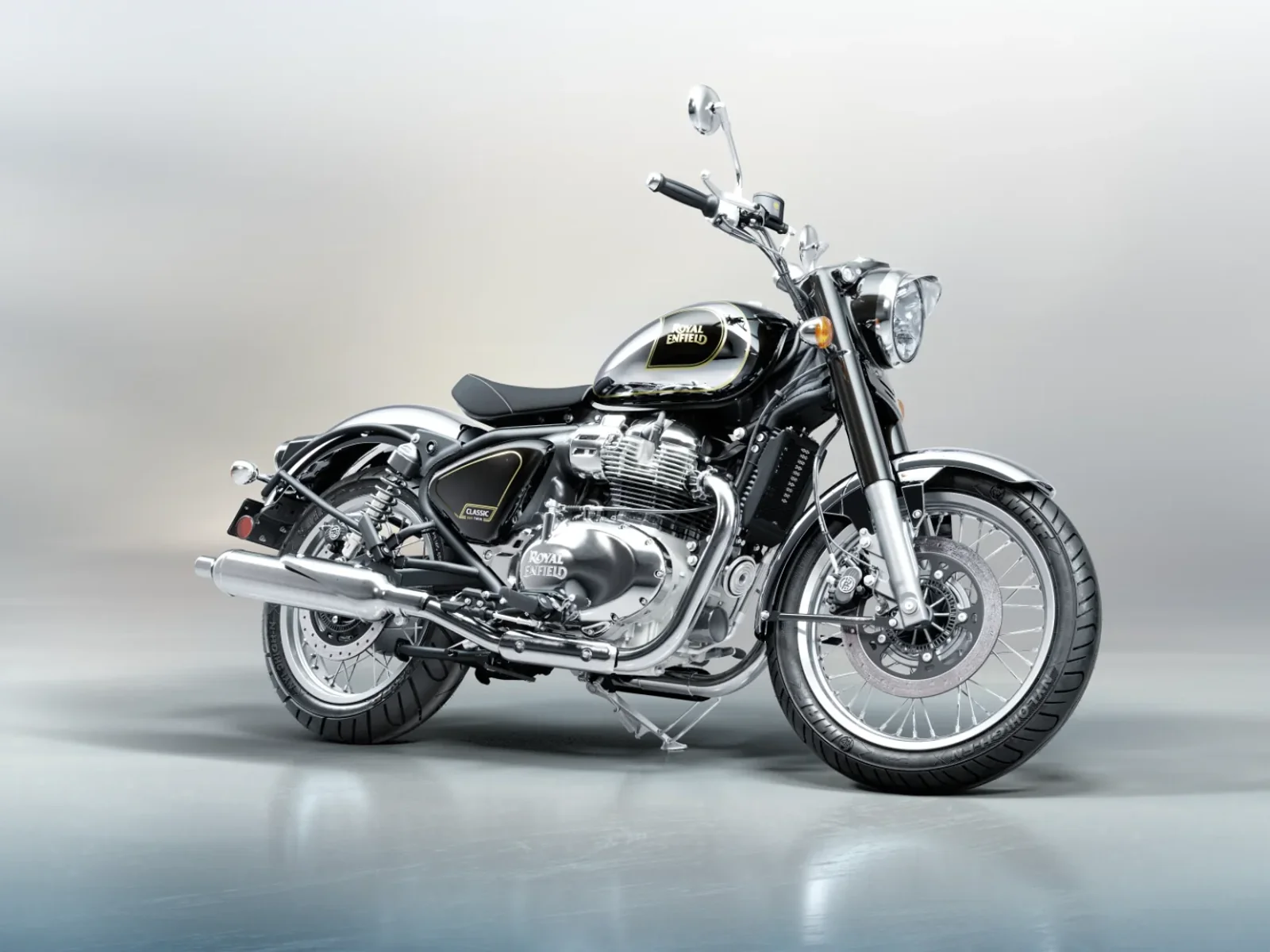 Royal-Enfield CLASSIC 650 foto 3