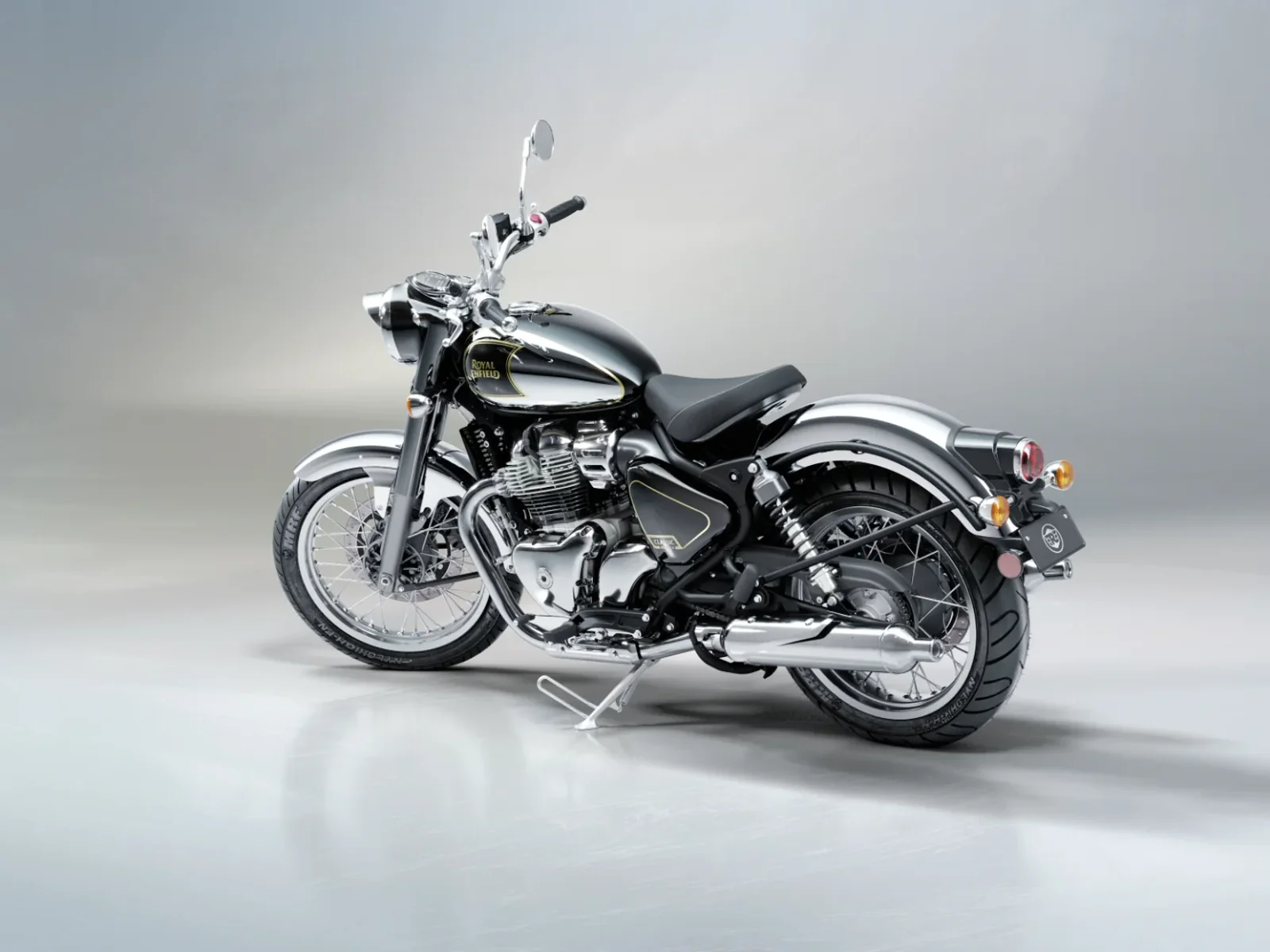 Royal-Enfield CLASSIC 650 foto 8