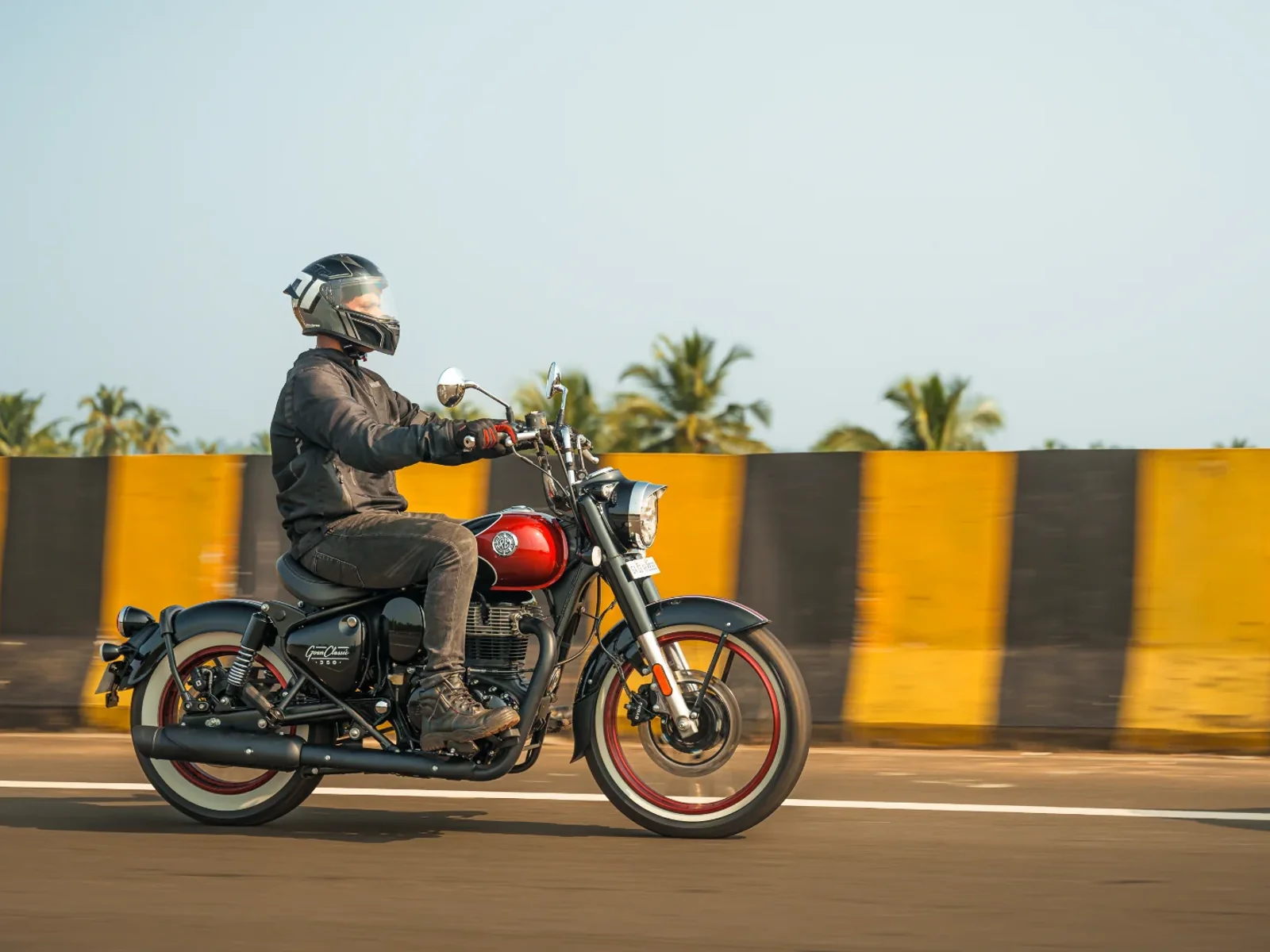 Royal-Enfield GOAN CLASSIC 350 foto 1