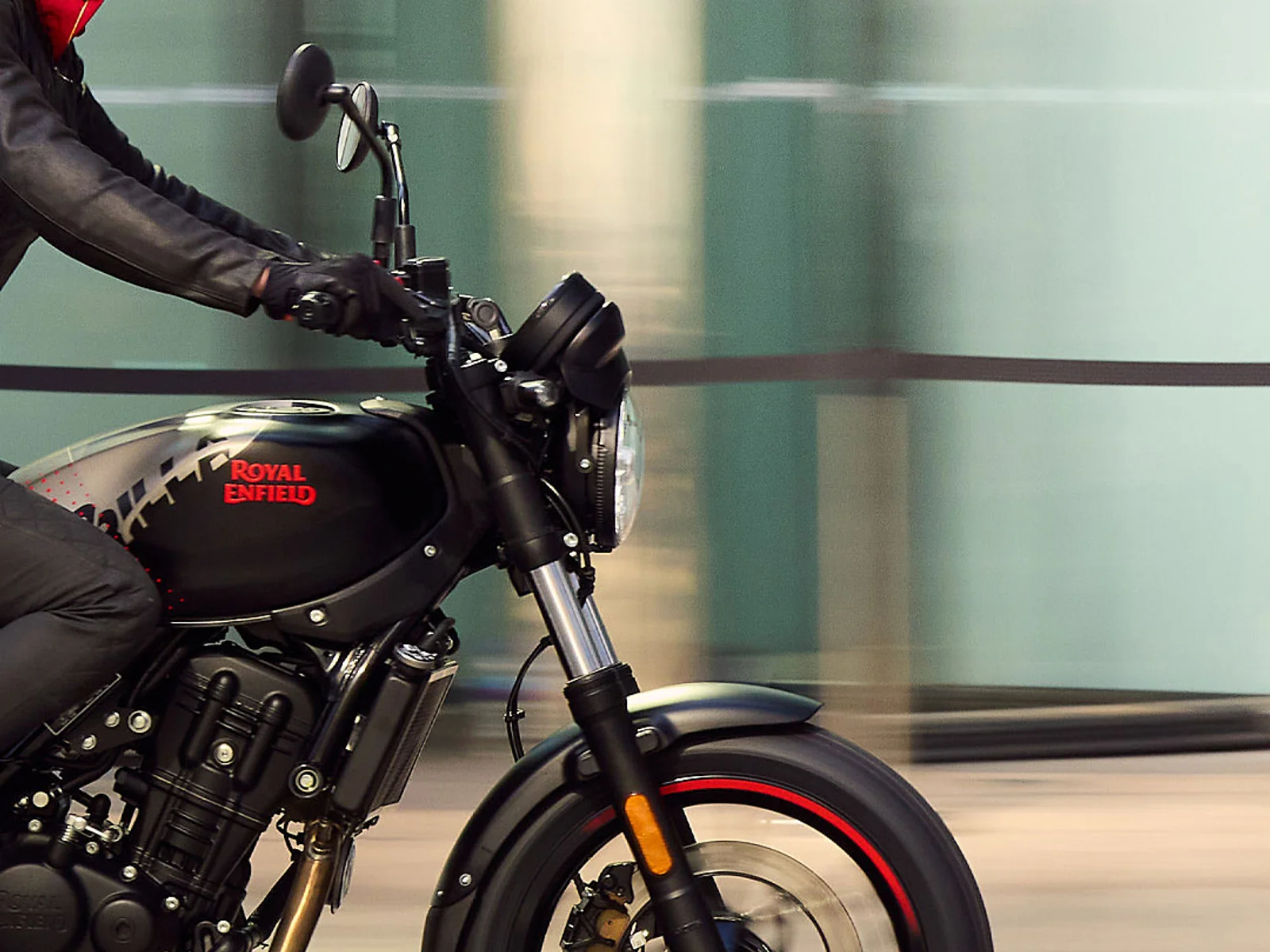 Royal-Enfield GUERRILLA 450 APEX foto 9