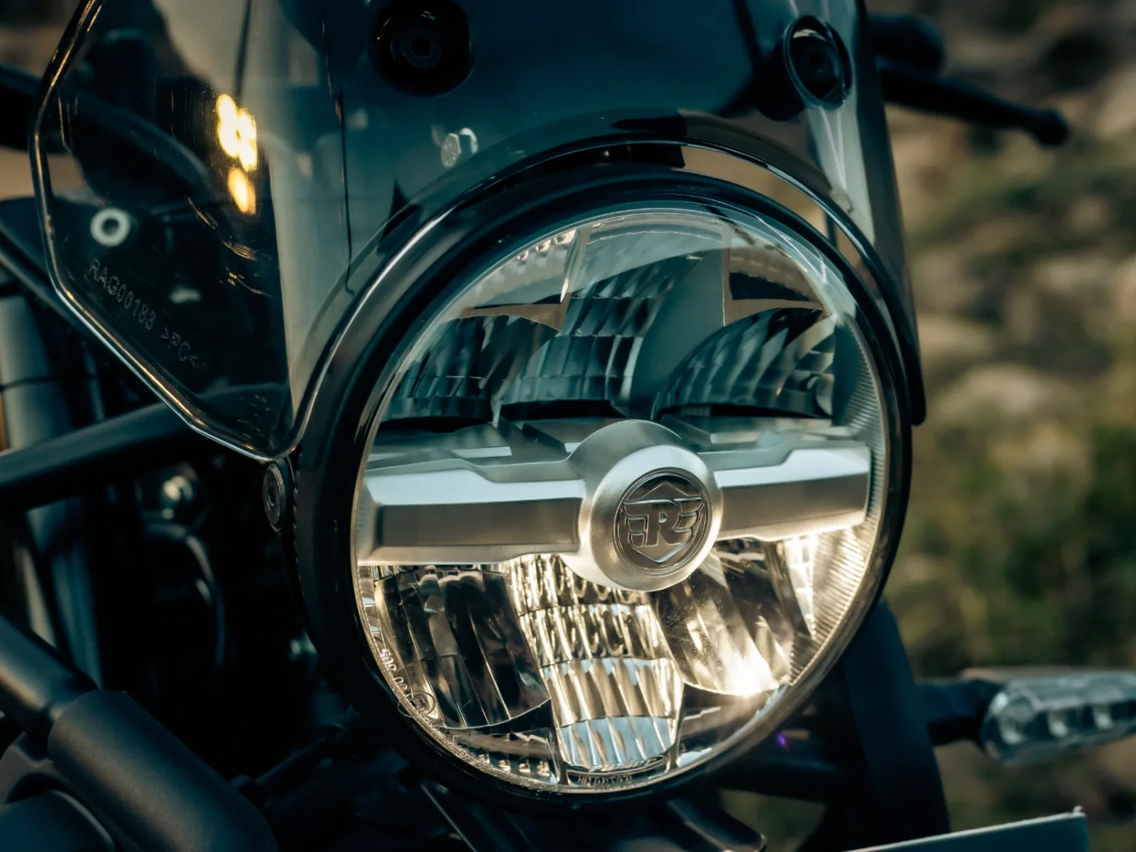 Royal-Enfield HIMALAYAN 450 foto 18
