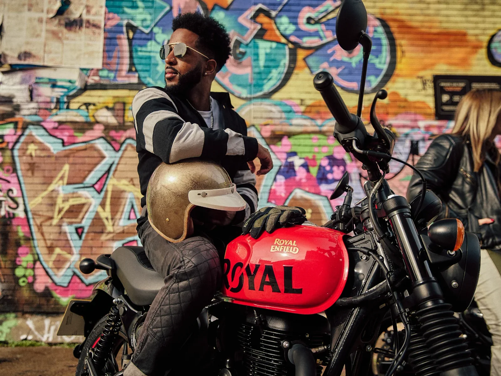 Royal-Enfield HNTR 350 foto 1