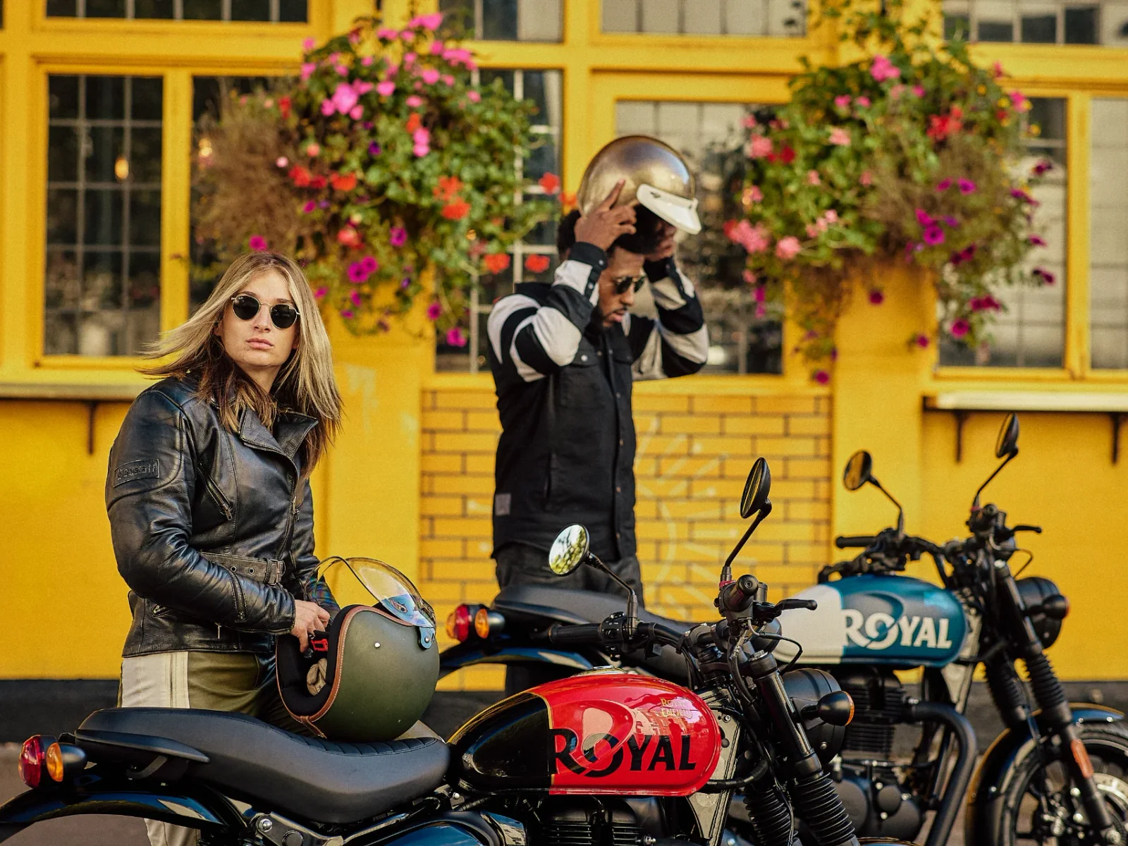 Royal-Enfield HNTR 350 foto 11