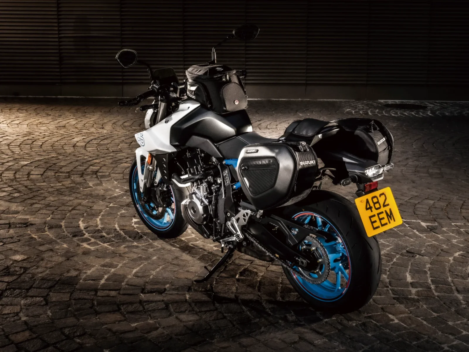 Suzuki GSX-8S foto 4