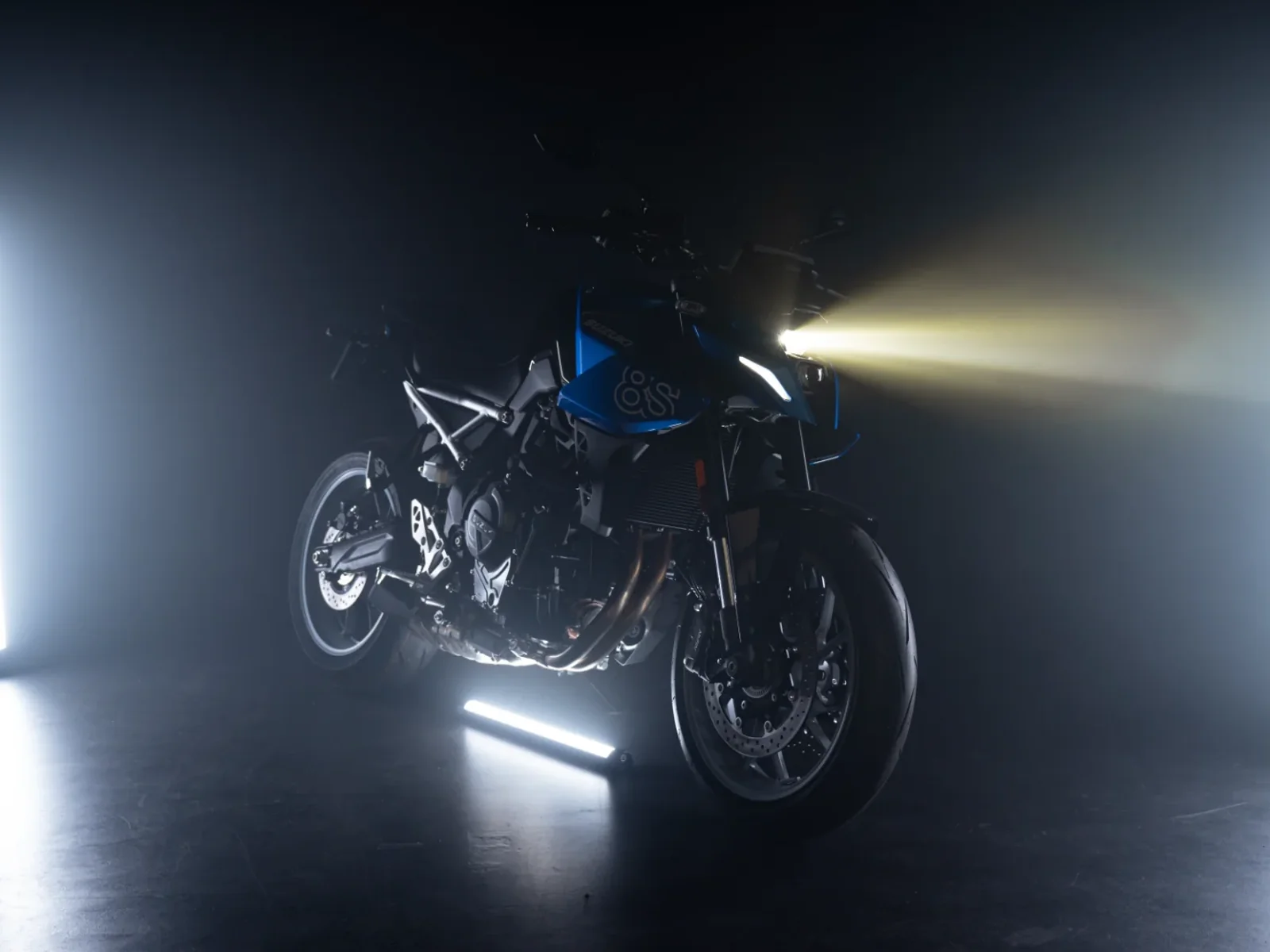 Suzuki GSX-8S foto 1