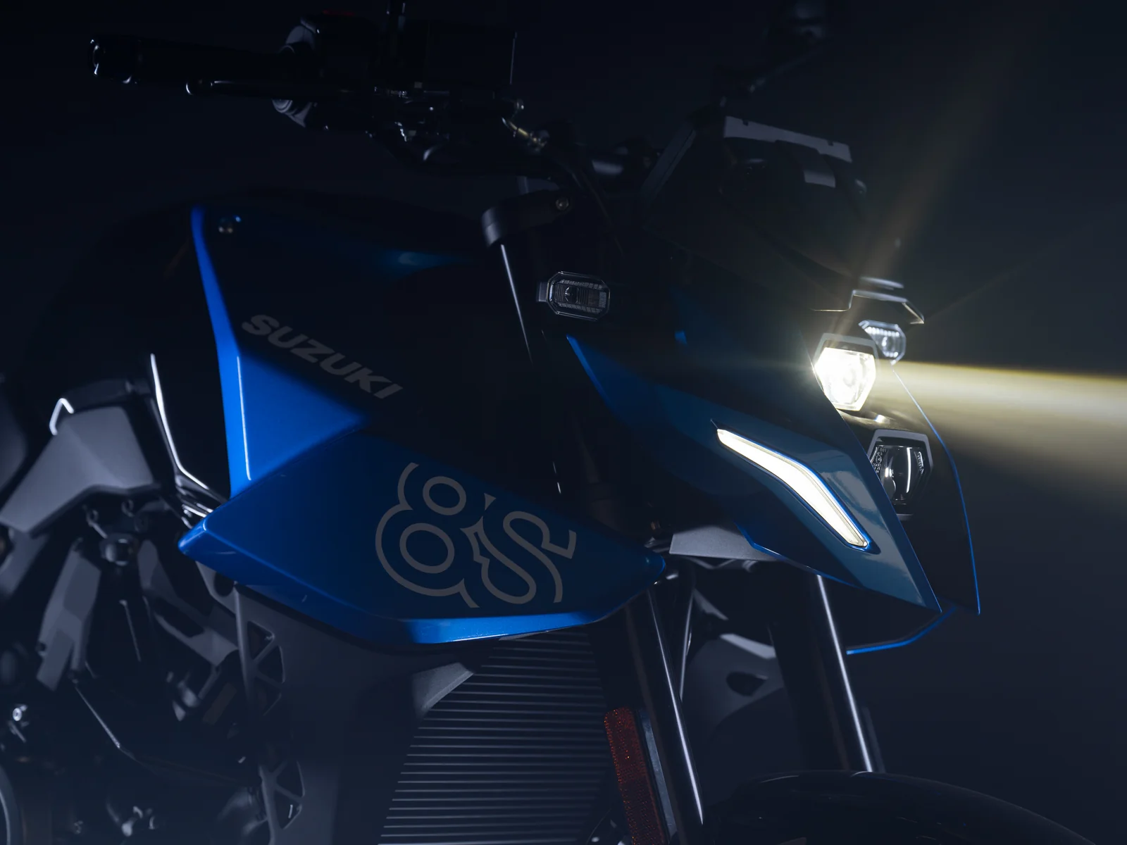 Suzuki GSX-8S foto 2