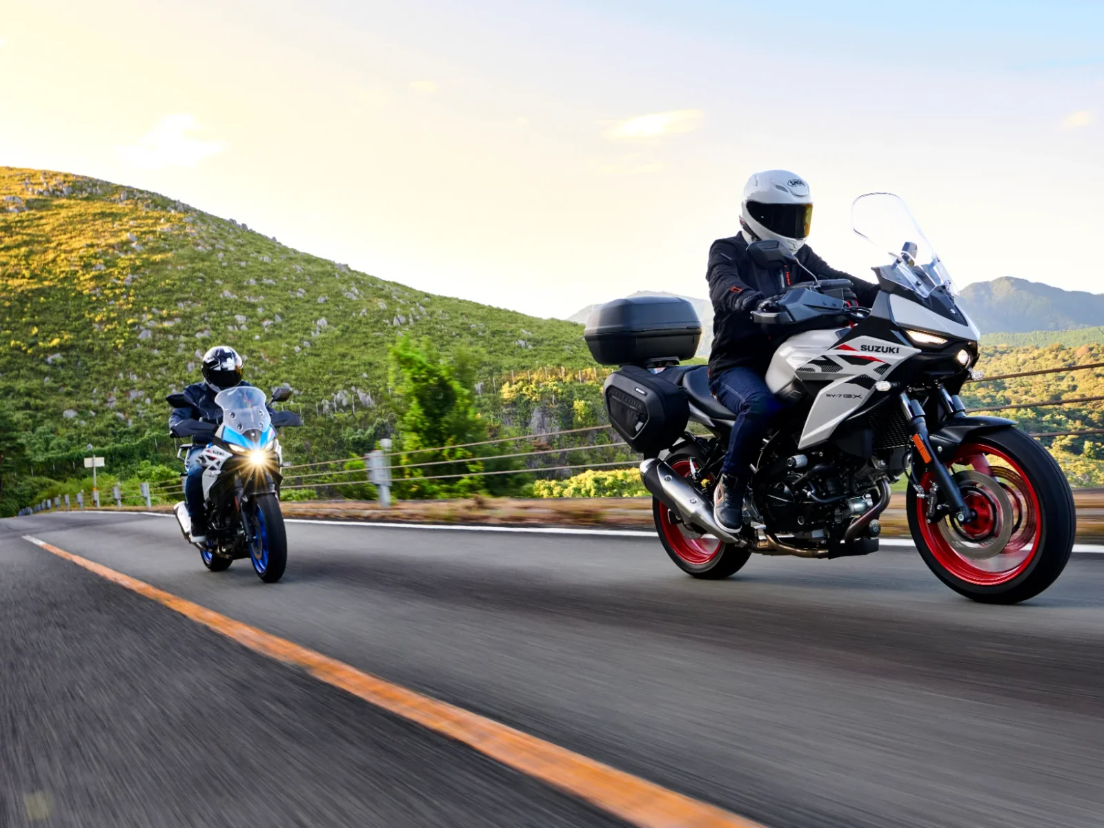 Suzuki SV 7 GX foto 6