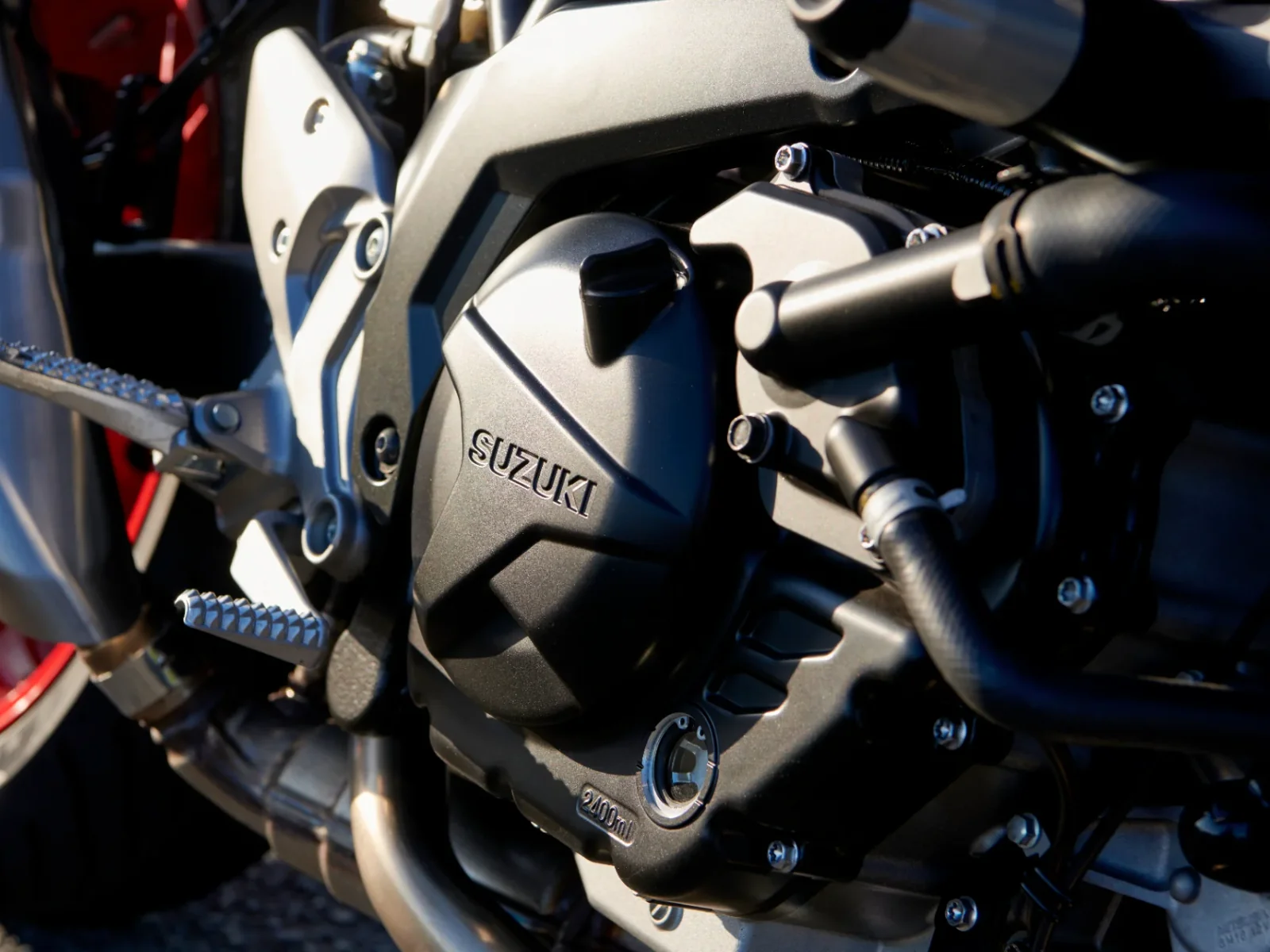 Suzuki SV 7 GX foto 8