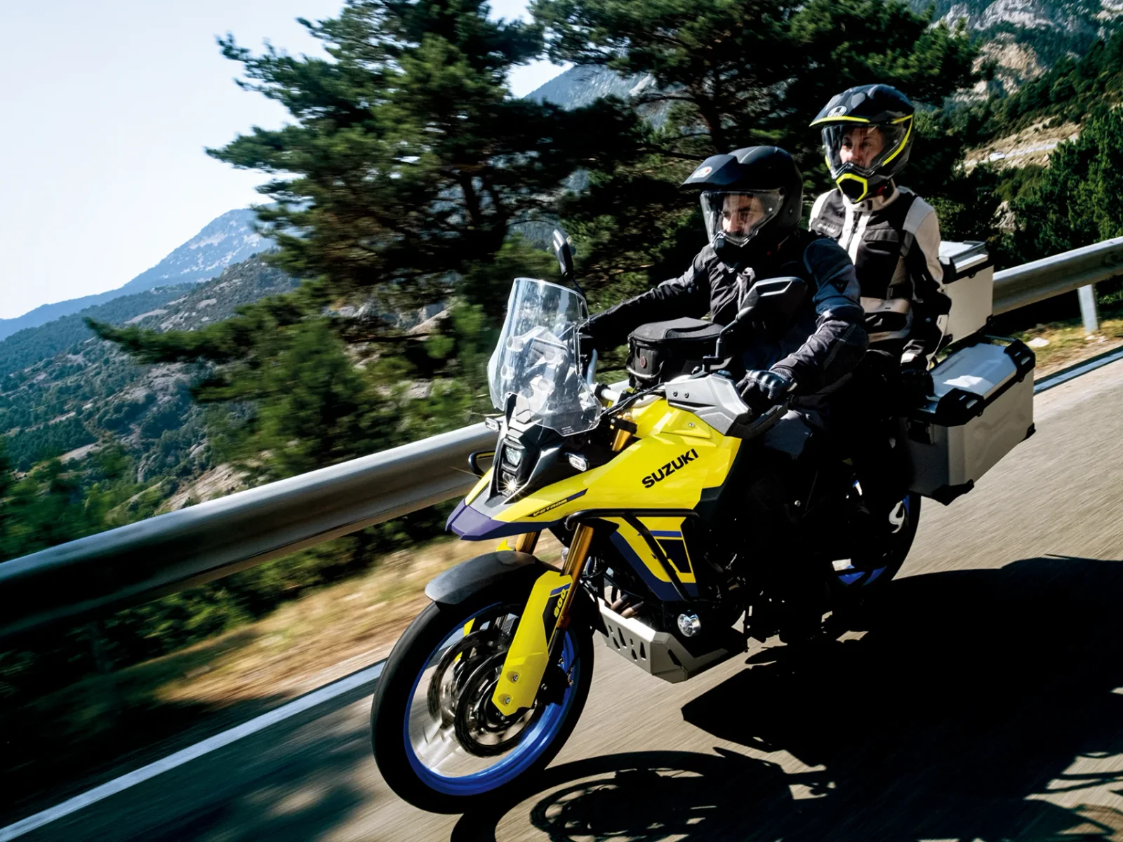 Suzuki V-STROM 800 foto 3