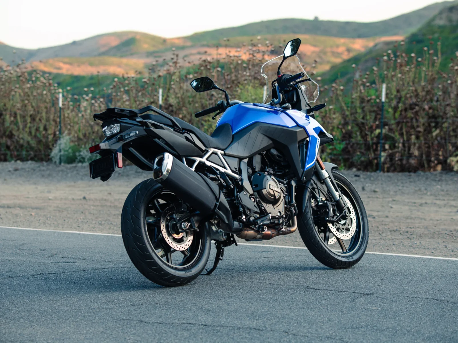 Suzuki V-STROM 800DE foto 7